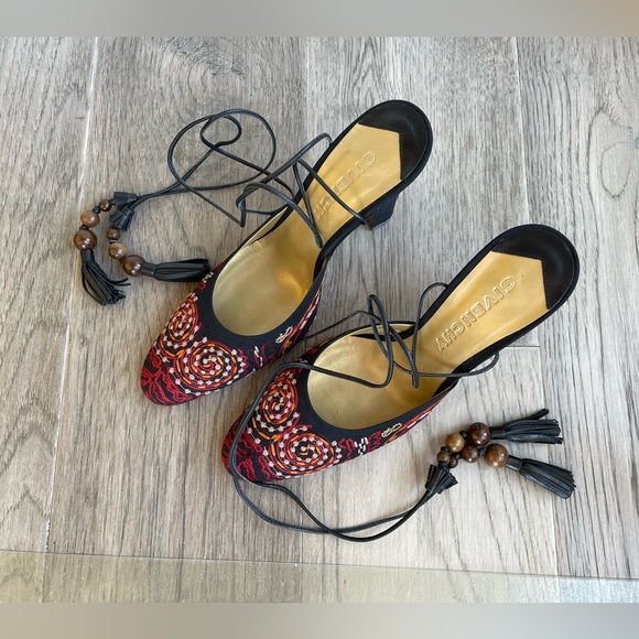 Givenchy Muti-coloured Embroidered Heels with Leather Lace-Up Straps - Picture 5 of 8